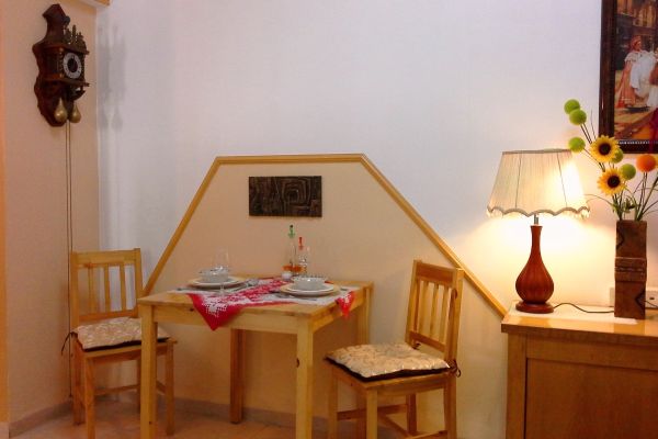 Pevzner ApartHotel 1956 in Haifa Center